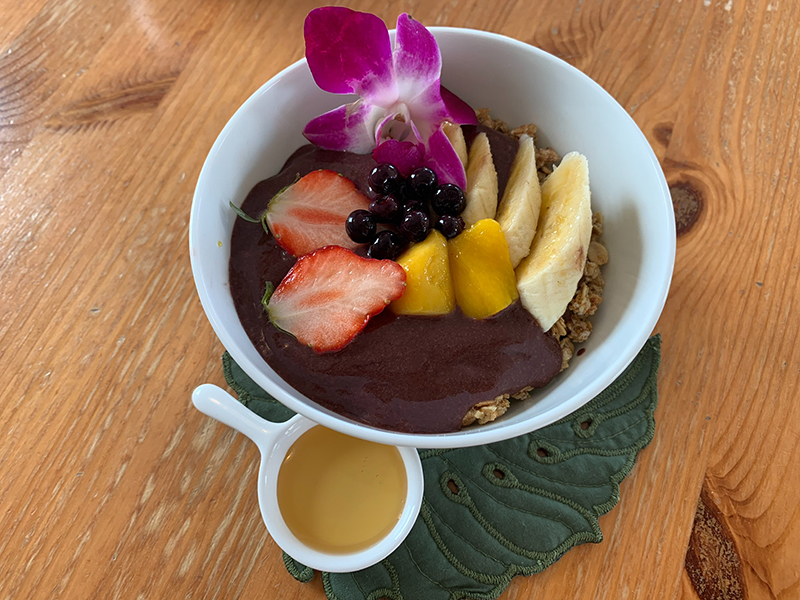 Acai bowl